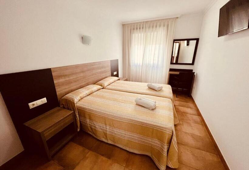 پانسیون Hostal Eden