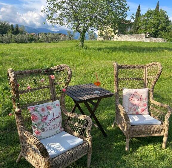 ベッドアンドブレックファースト La Casa Di Campagna Sul Garda