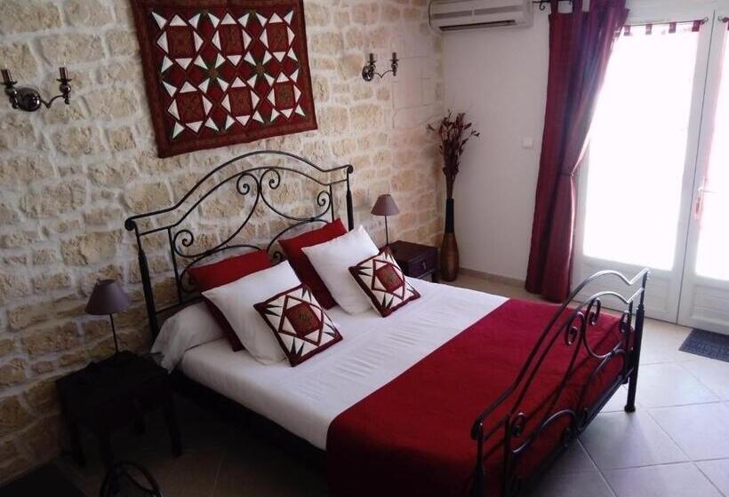 Chez Isabelle Et Guy B&b