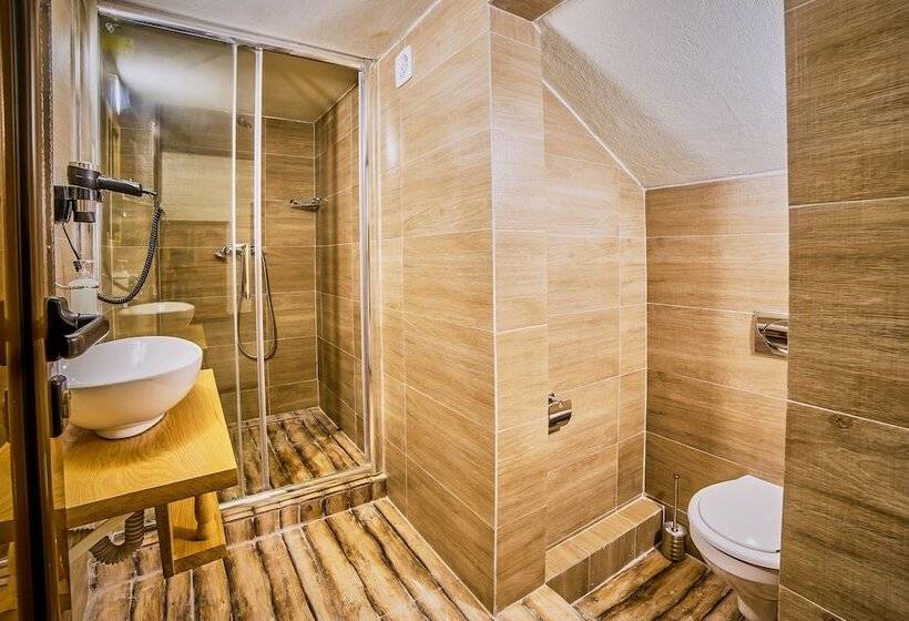 بنسيون La Maisonnette