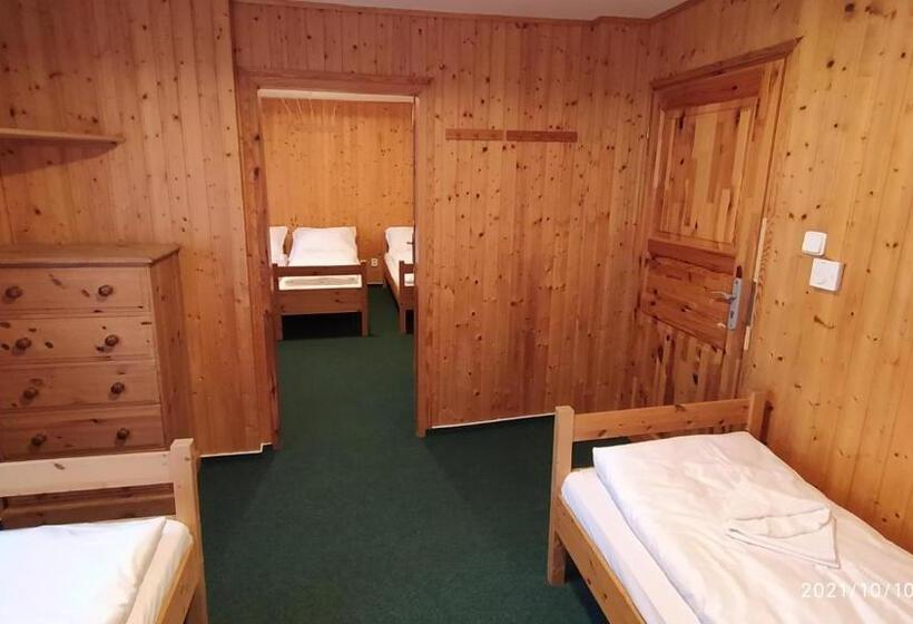 ペンション Penzion U Rybníka