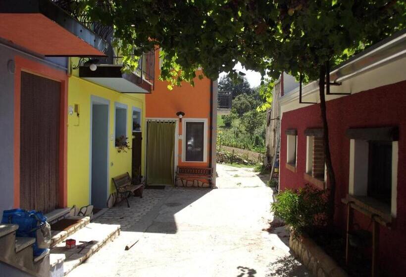 Bed and Breakfast Borgo Lamurese