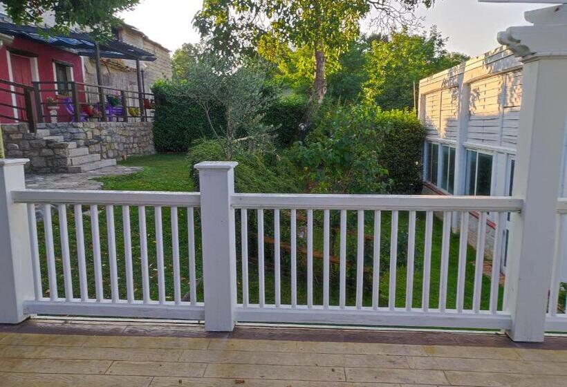 Bed and Breakfast Borgo Lamurese