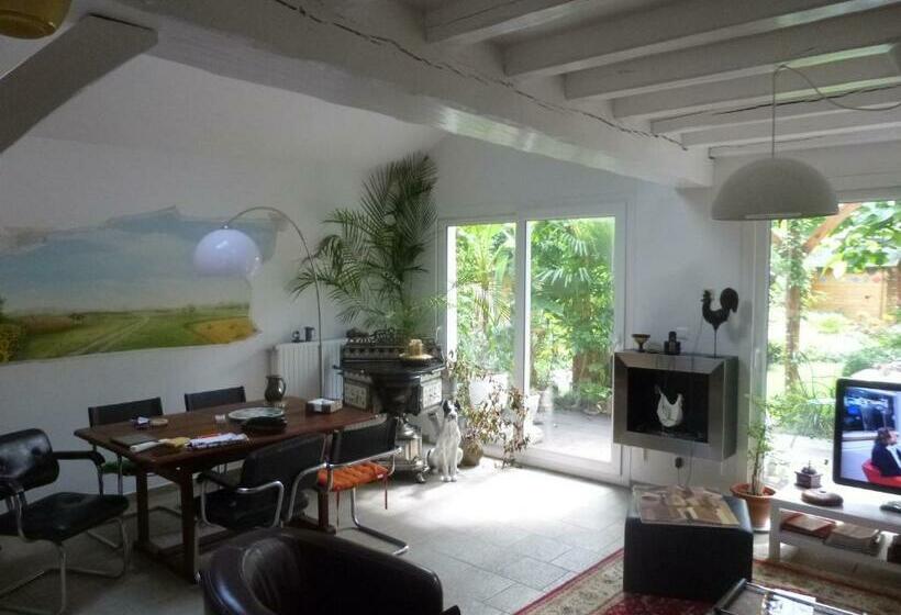 ベッドアンドブレックファースト Chambre D Hôtes Rue Des Fougères
