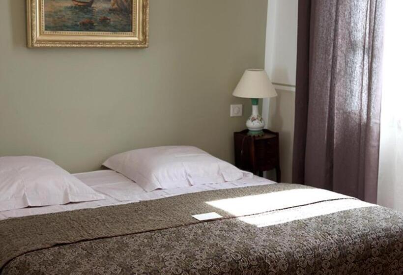 تختخواب و صبحانه La Maison D Odette
