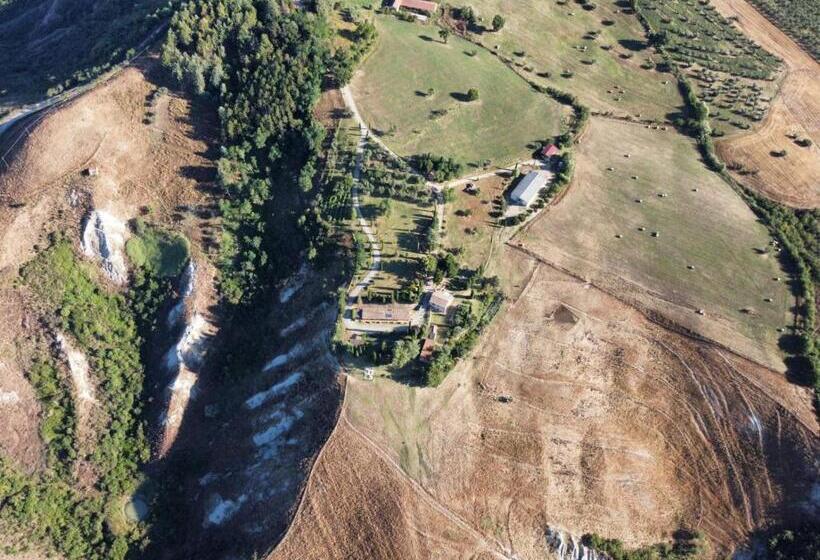 فندق Agriturismo Collomici