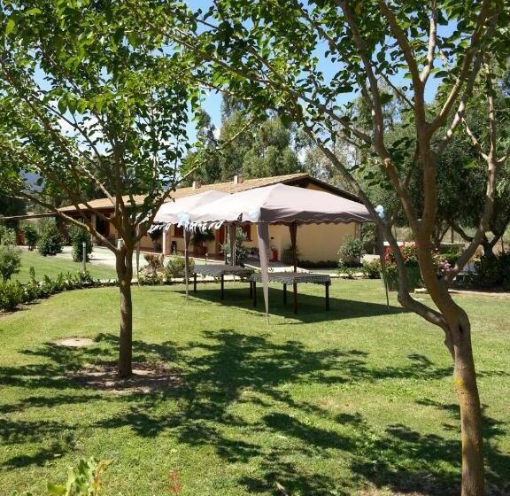 호텔 Agriturismo Monte Majore