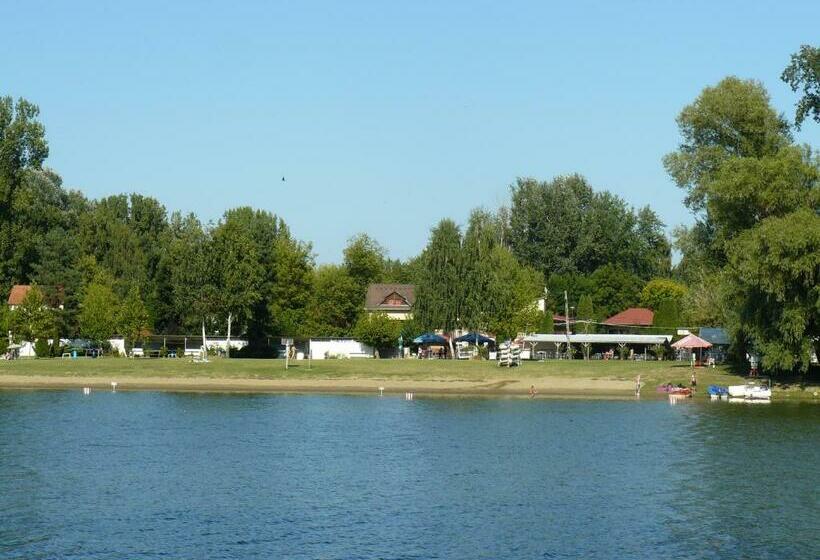 פנסיון Angéla Vendegház