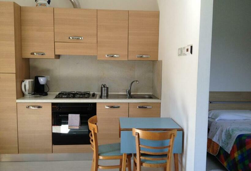 بنسيون Casa Pini