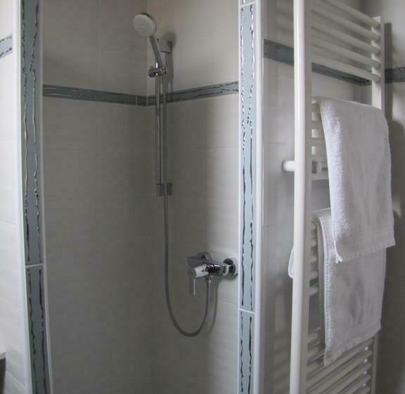 ベッドアンドブレックファースト Chambres D Hôtes Les Muriers