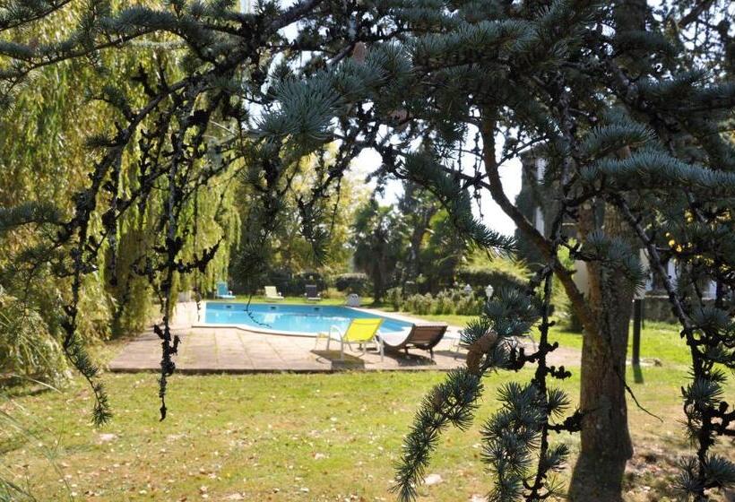 민박 Domaine De Paguy