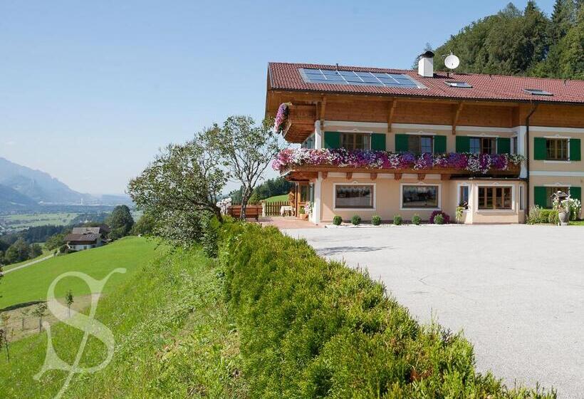 فندق Stallerhof