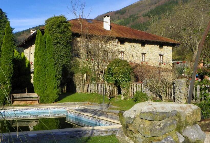 بنسيون Agroturismo Izarre