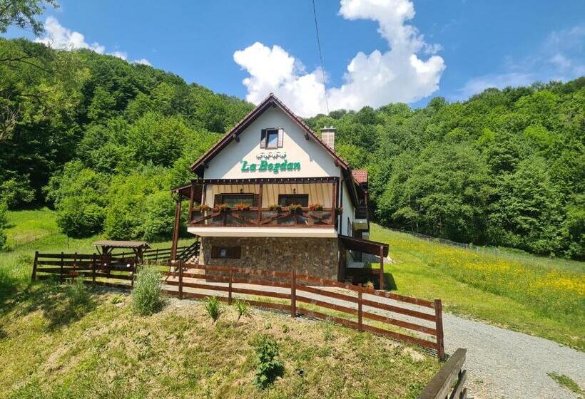 بنسيون Green Mountain Resort