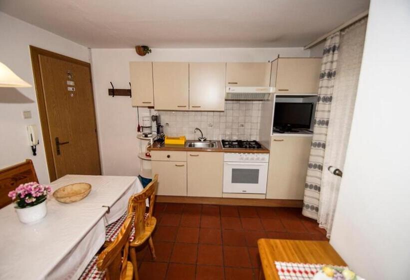 Apartments Heidenberger Delle Scuole