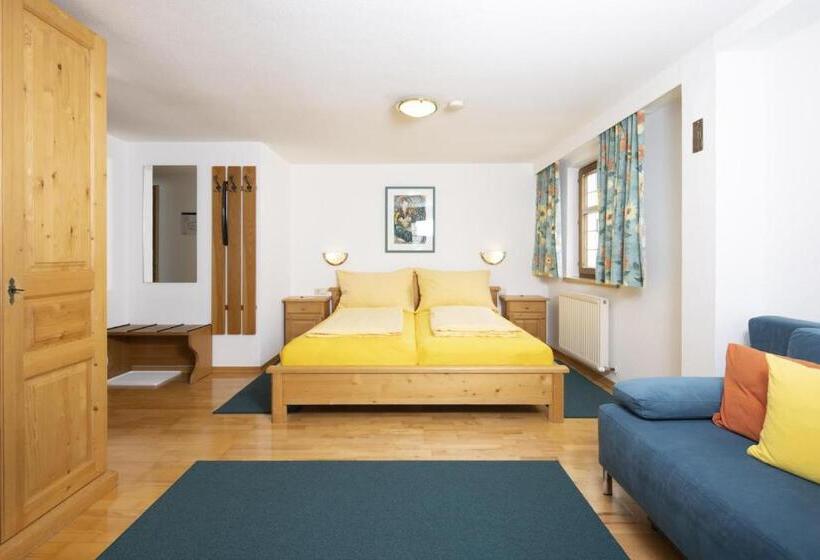 Bed and Breakfast Haus Schlosskeller