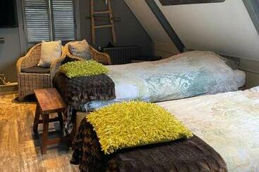 تختخواب و صبحانه Het Huis Van De Wadden