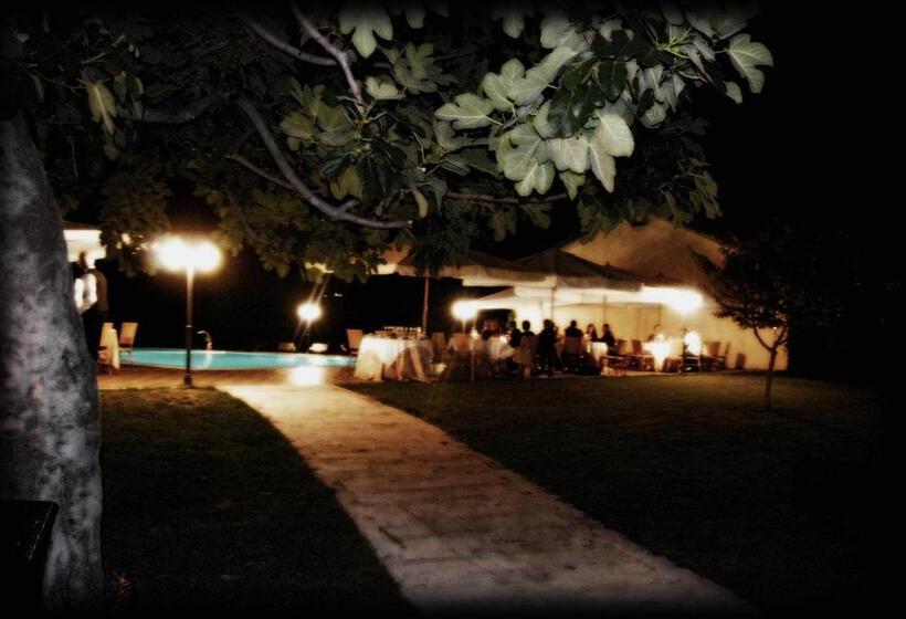 هتل Portasirena Agriturismo