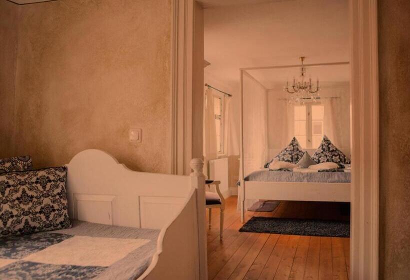 بنسيون Gästehaus Hölle 12