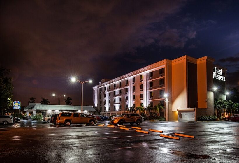 هتل Best Western Plus Hollywood/aventura
