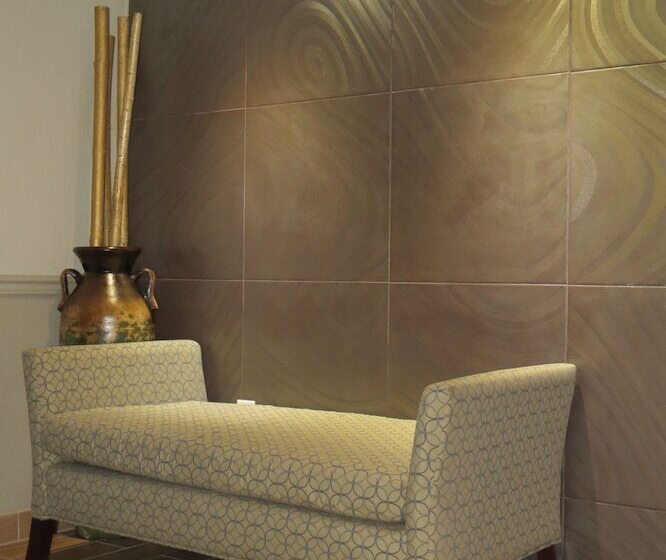 هتل Best Western Plus Hollywood/aventura