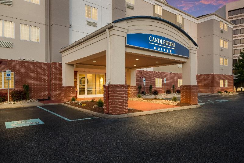 בית מלון כפרי Candlewood Suites Virginia Beach Town Center, An Ihg