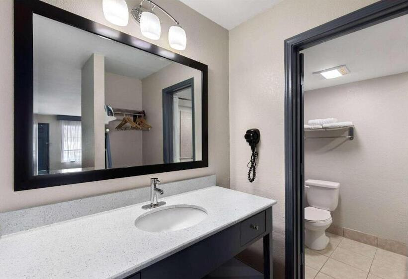 فندق Days Inn By Wyndham Carlisle