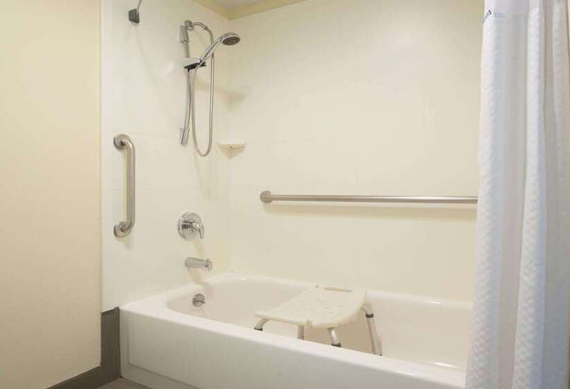 فندق Days Inn By Wyndham Yakima