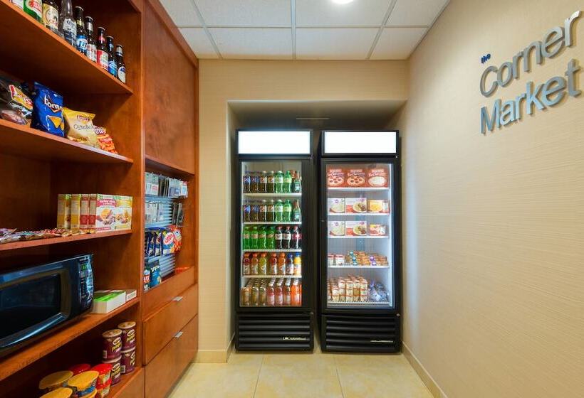 هتل Fairfield Inn & Suites Louisville Downtown