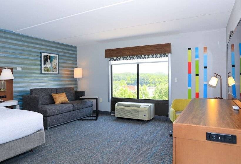 هتل Hampton Inn Atlantacanton
