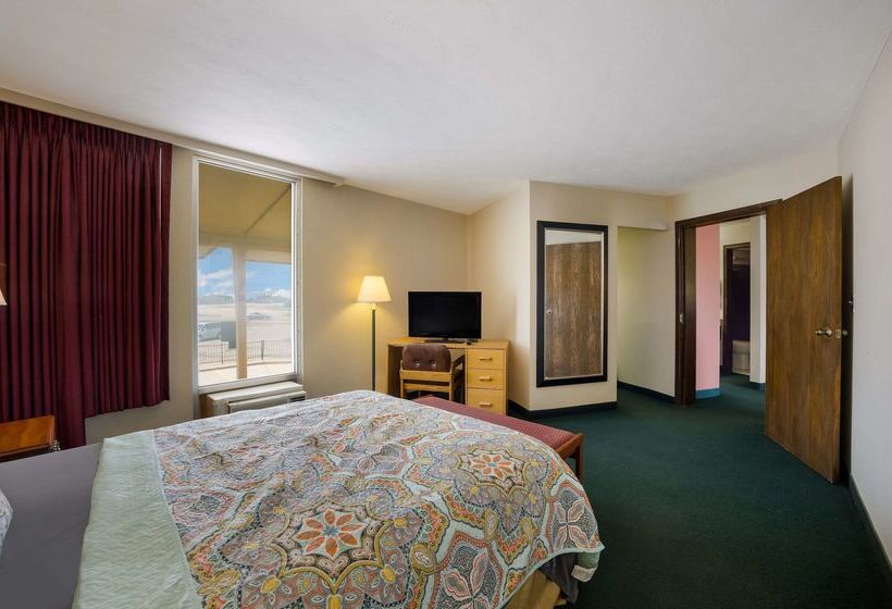 فندق Knights Inn Oakley