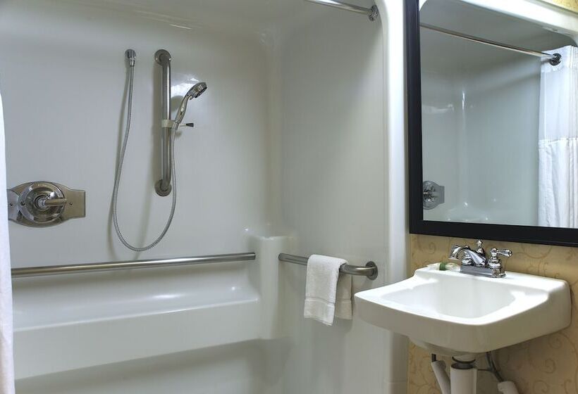 בית מלון כפרי Larkspur Landing Extended Stay Suites Hillsboro