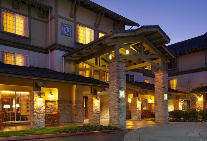 בית מלון כפרי Larkspur Landing Extended Stay Suites Hillsboro