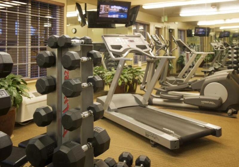 בית מלון כפרי Larkspur Landing Extended Stay Suites Hillsboro
