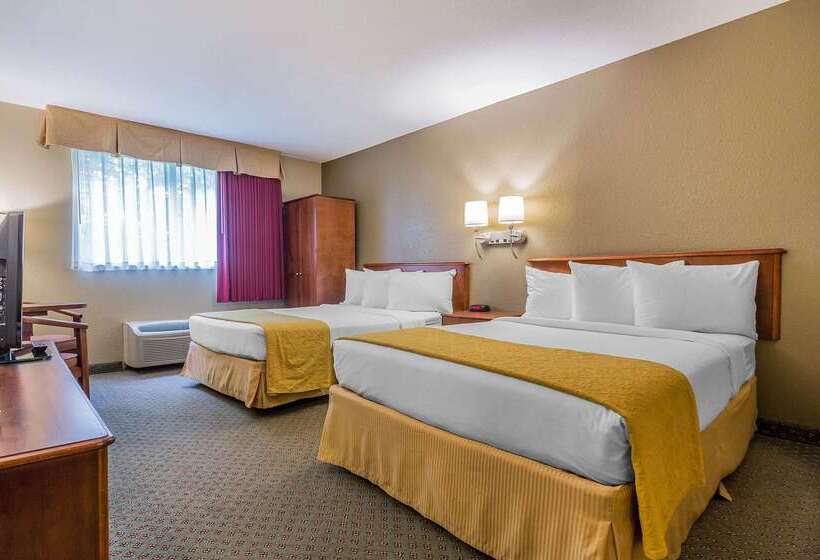 فندق Quality Inn Hyde Park   Poughkeepsie North