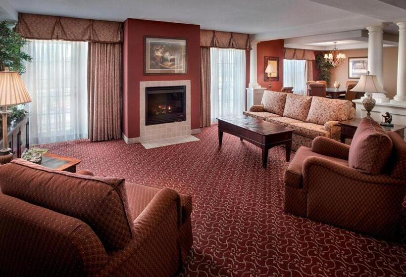 هتل Residence Inn By Marriott Saratoga Springs