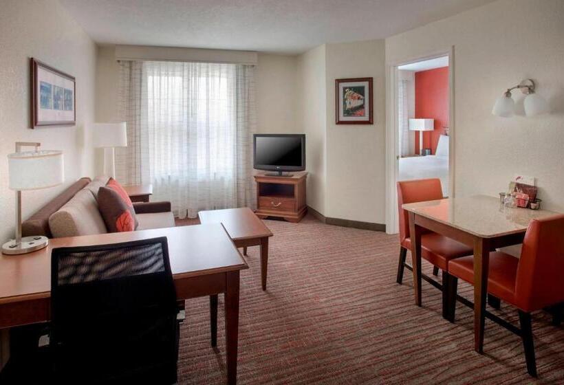 هتل Residence Inn By Marriott Saratoga Springs