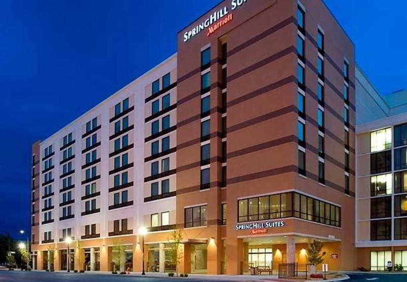 ホテル Springhill Suites By Marriott Louisville Downtown