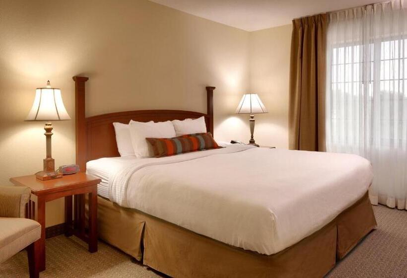 هتل Staybridge Suites Omaha 80th And Dodge, An Ihg