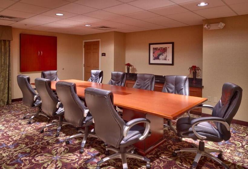 هتل Staybridge Suites Omaha 80th And Dodge, An Ihg