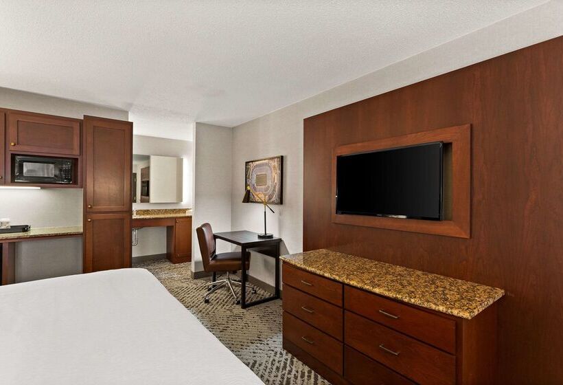 The Clover Hotel, Ascend Hotel Collection