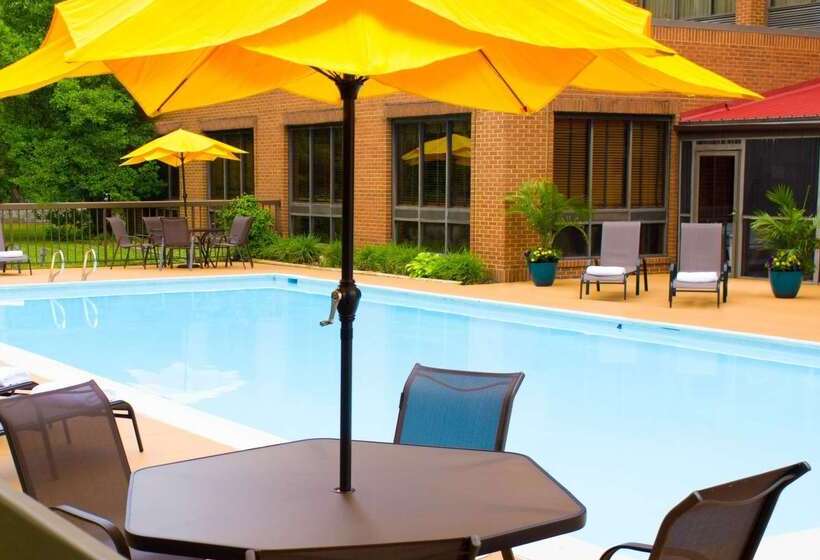 호텔 Wyndham Garden Williamsburg Busch Gardens Area