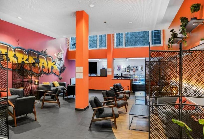 فندق Neuchatel City