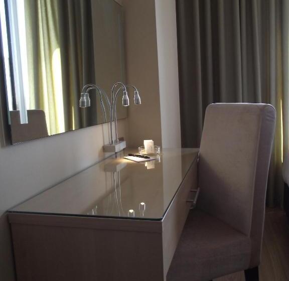 Crystal Suites