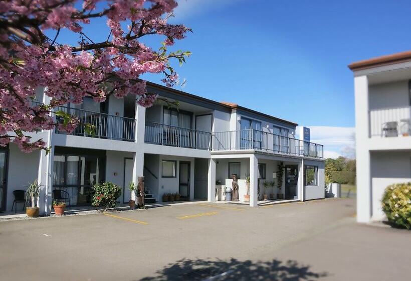 בית מלון כפרי Asure Ascot Motor Inn