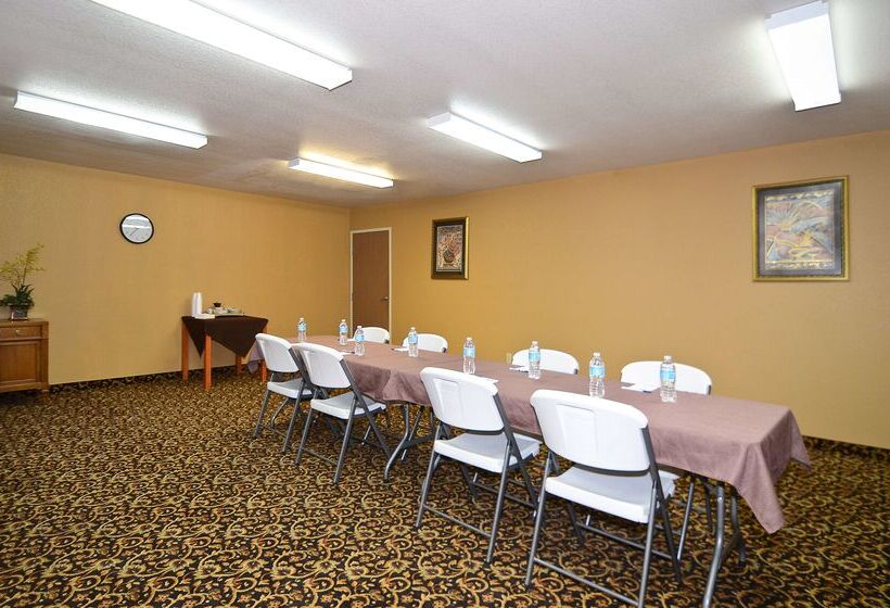 בית מלון כפרי Best Western Abilene Inn And Suites