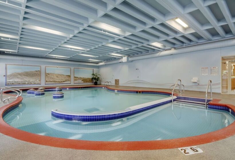 هتل Best Western Plus Kamloops