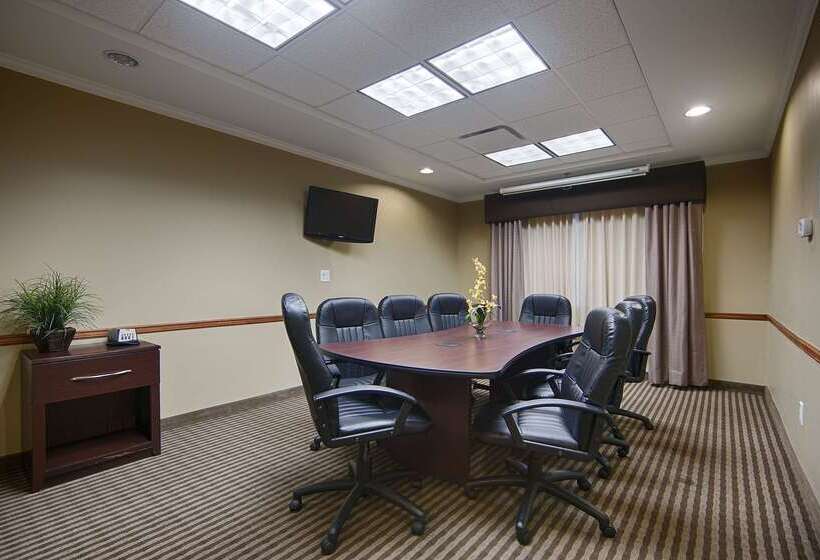 فندق Best Western Plus Olathe