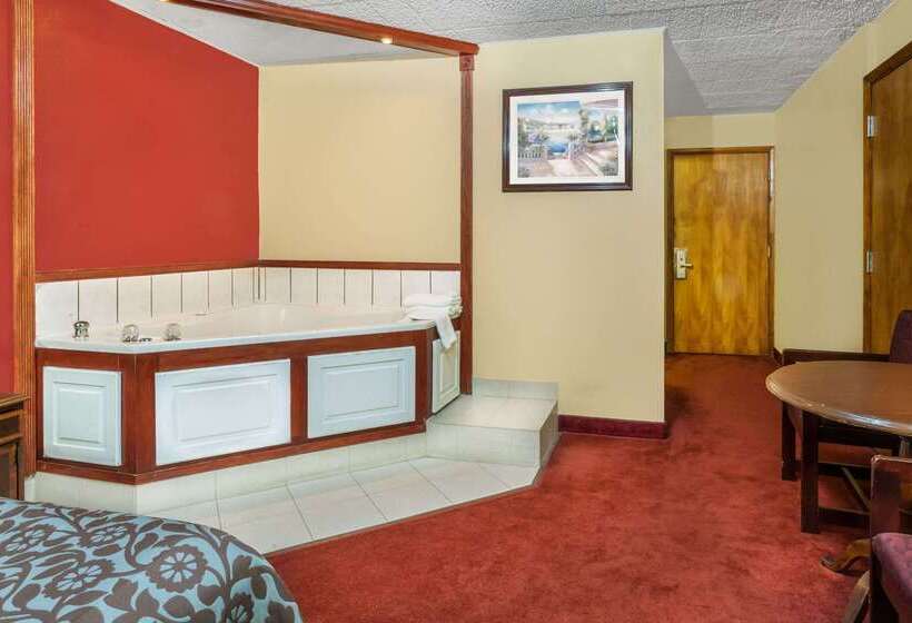ホテル Days Inn By Wyndham Scranton Pa