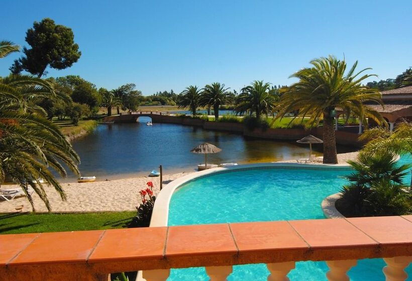 Hotel Herdade Lago Real